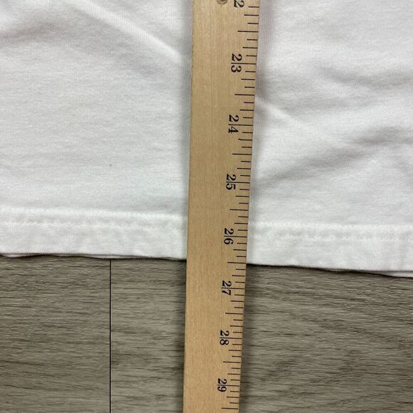 Undefeated Shirt Mens Medium White Spell Out Long Sleeve Sports - Picture 9 of 10